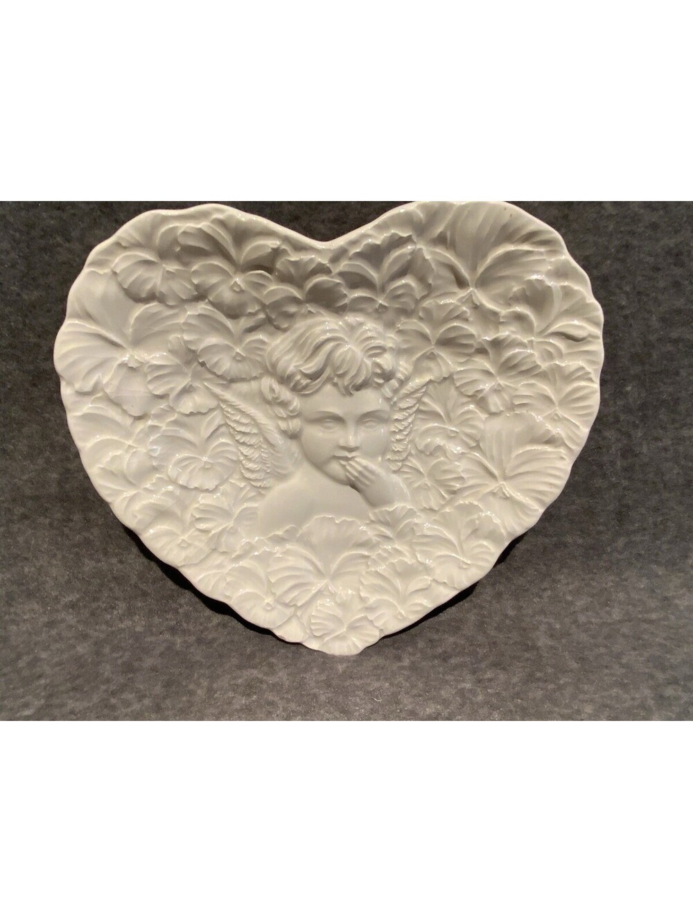 Vintage FPD 1996 Italian Hand Painted Porcelain Heart Shaped Plate 8.75” x 8”
